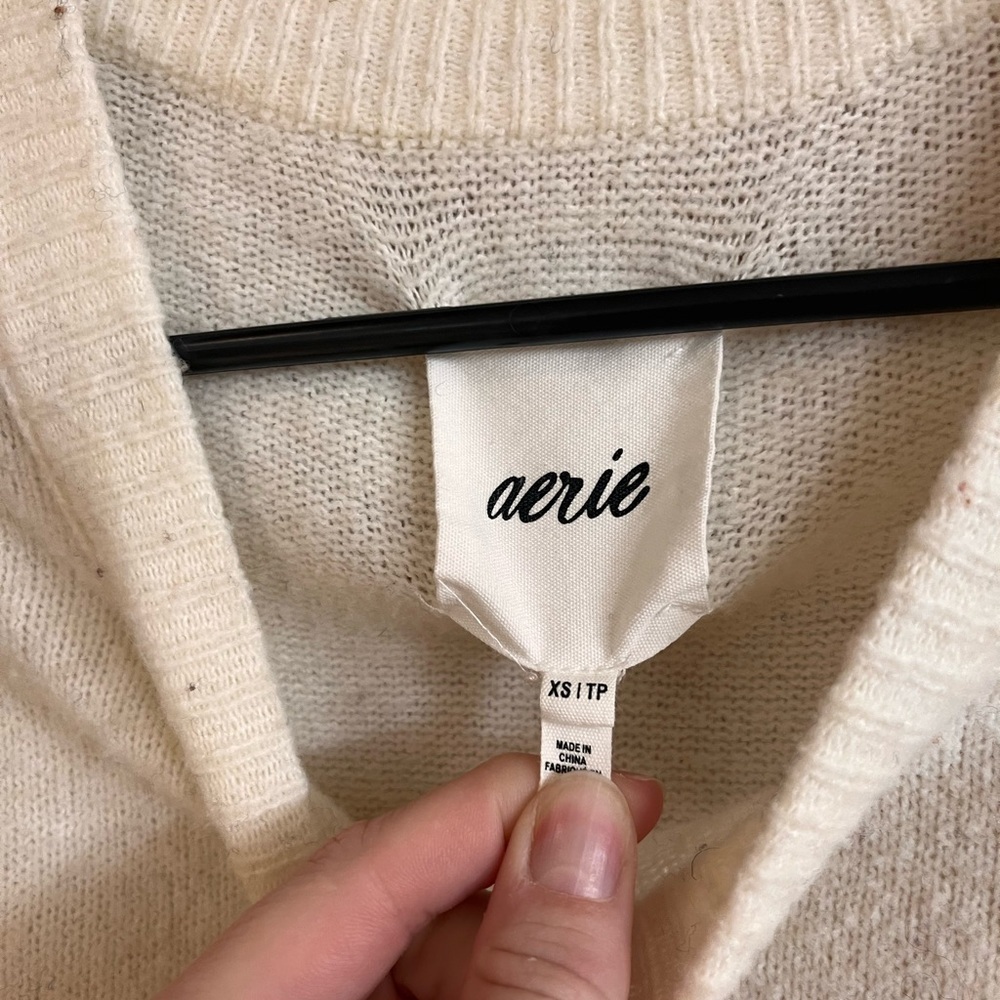 Aerie Womens Oversized Cream Soft Crew Neck Sweater - Picture 3 of 7